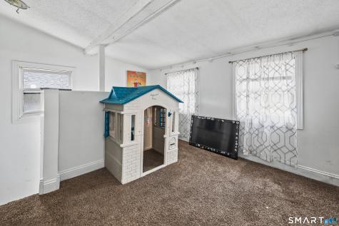 32 Greenwood Street New Britain CT 06051