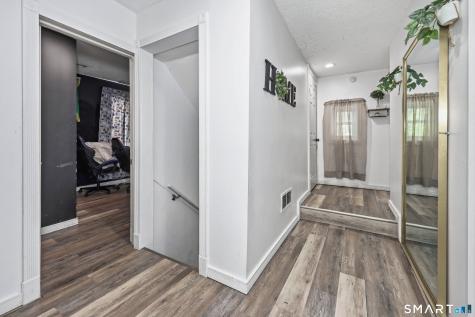 32 Greenwood Street New Britain CT 06051
