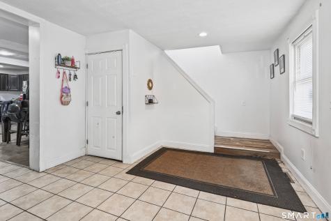32 Greenwood Street New Britain CT 06051