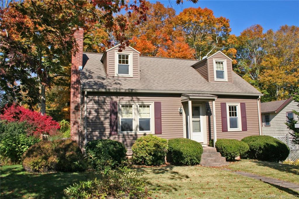5 Sears Place East Hampton CT 06424