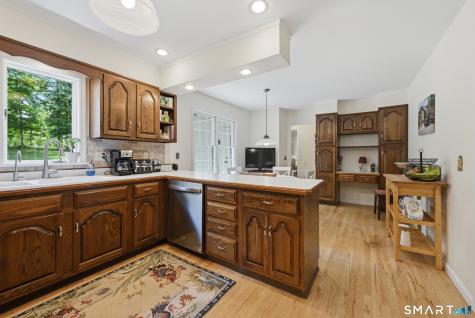 28 Wintergreen Hill Road Danbury CT 06811