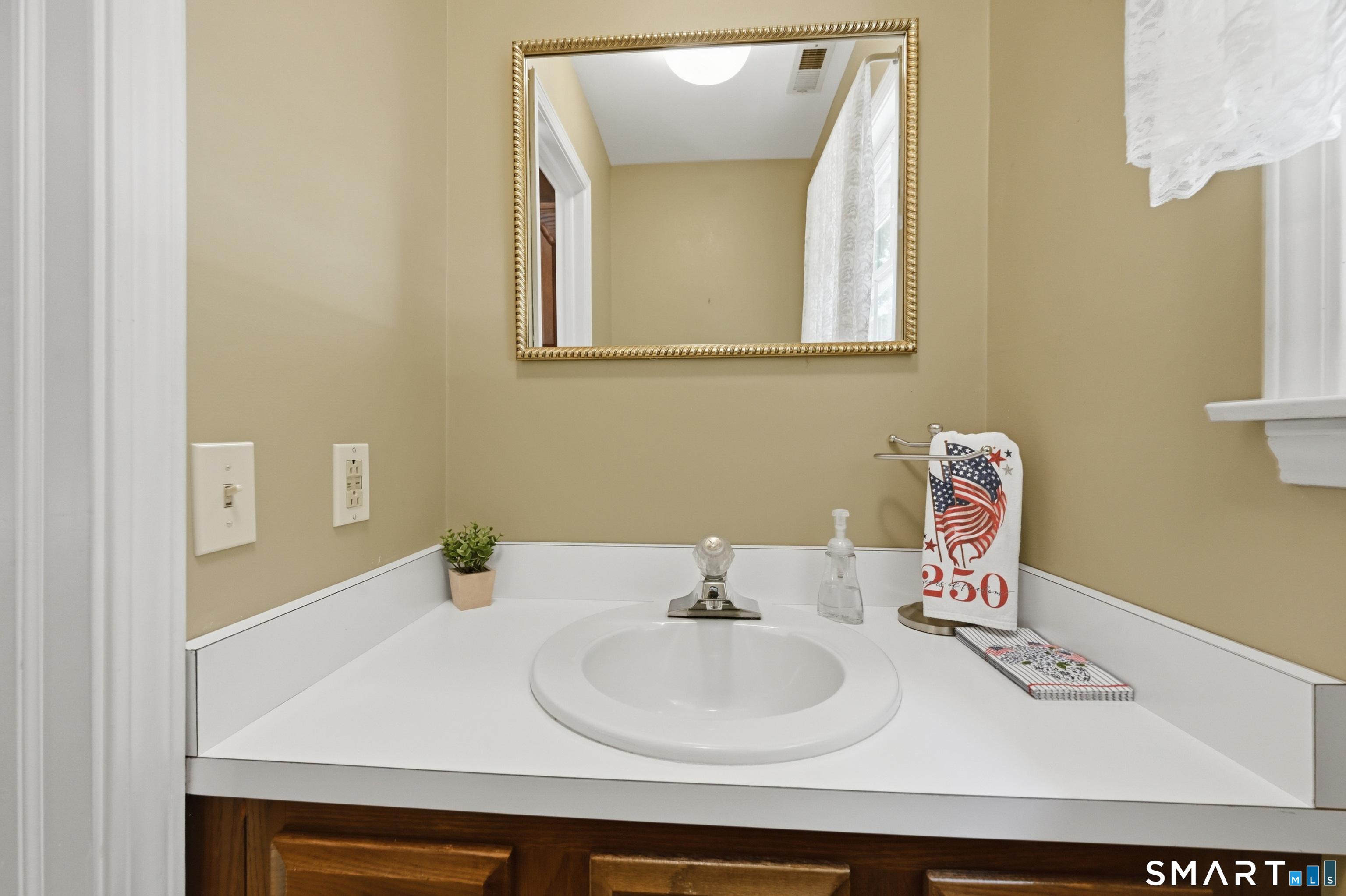 28 Wintergreen Hill Road Danbury CT 06811