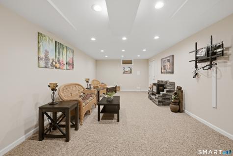 28 Wintergreen Hill Road Danbury CT 06811