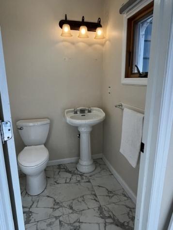 9 Bushnell Place Norwich CT 06360