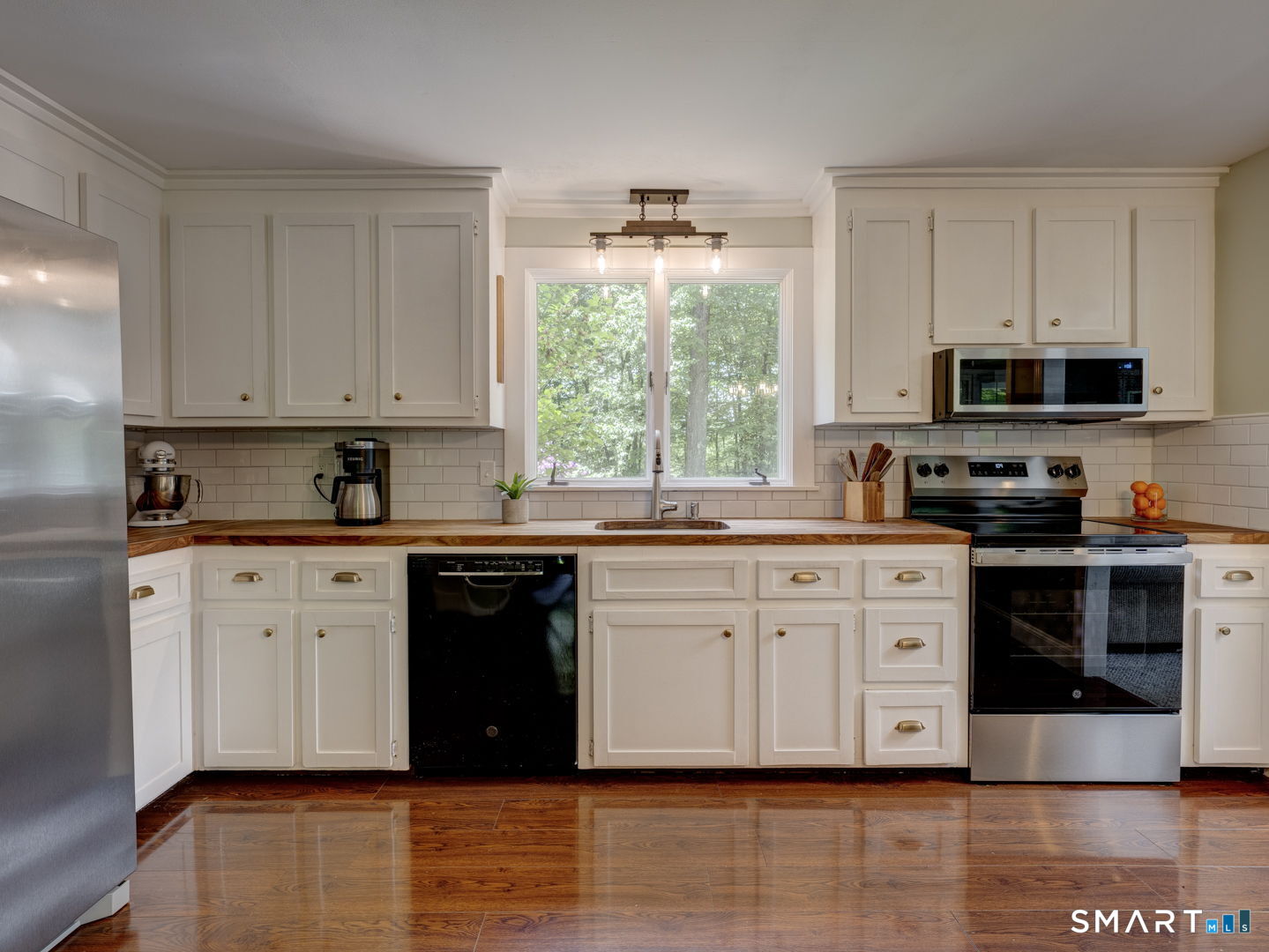 39 Woodhaven Road Glastonbury CT 06033