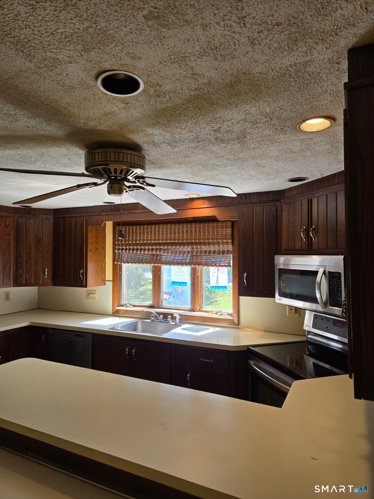 4 Woodland Drive Wolcott CT 06716