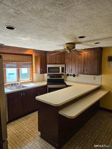 4 Woodland Drive Wolcott CT 06716
