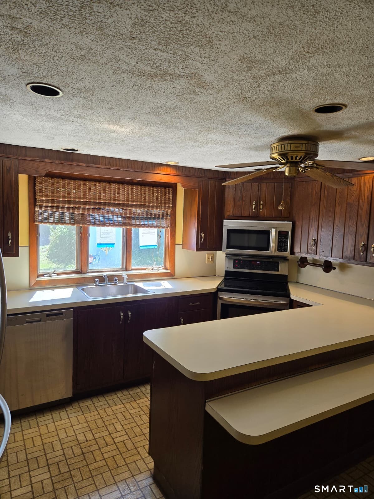 4 Woodland Drive Wolcott CT 06716