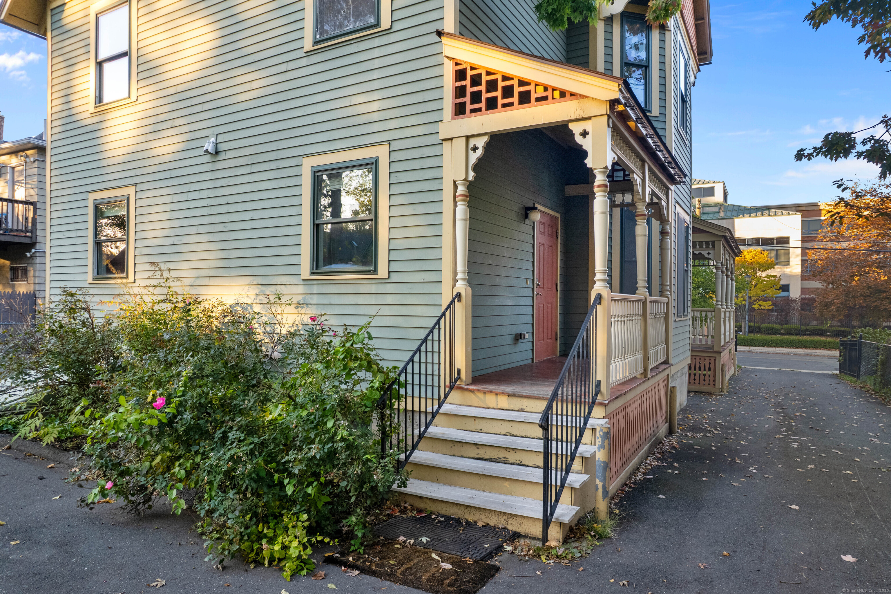 33 Sargeant Street Hartford CT 06105