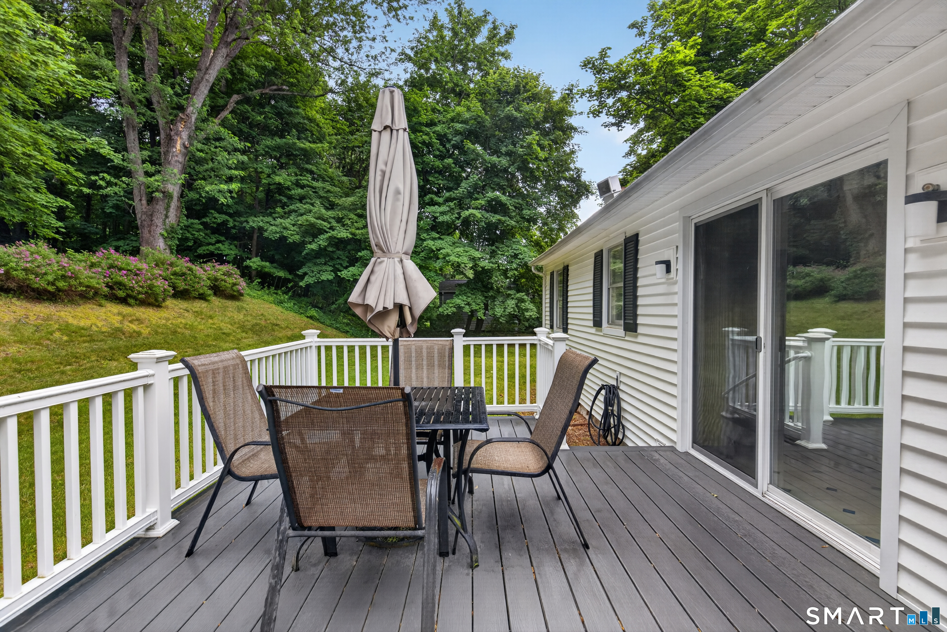 44 Roslyn Drive Cheshire CT 06410