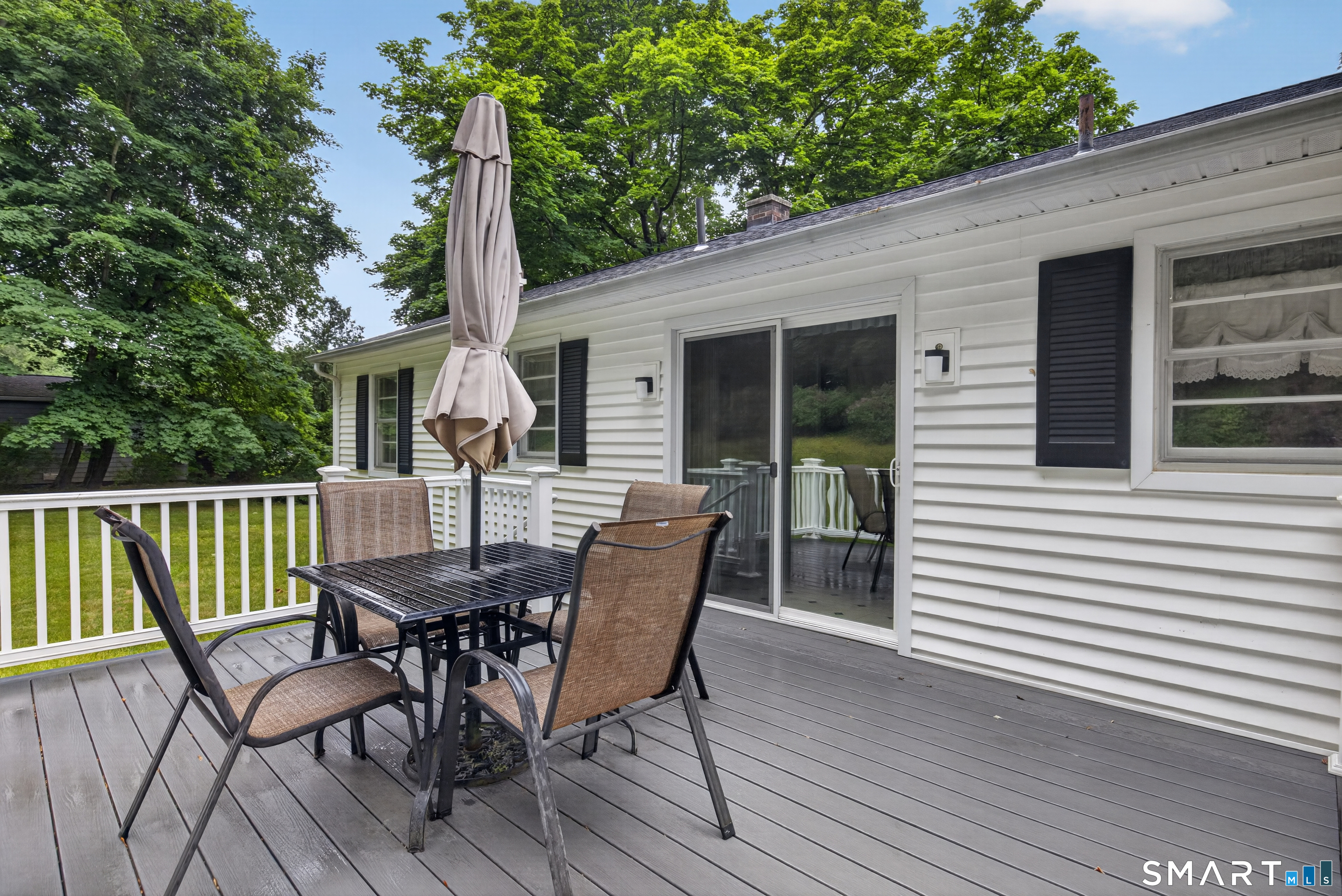 44 Roslyn Drive Cheshire CT 06410