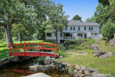 21 River Road Essex CT 06426