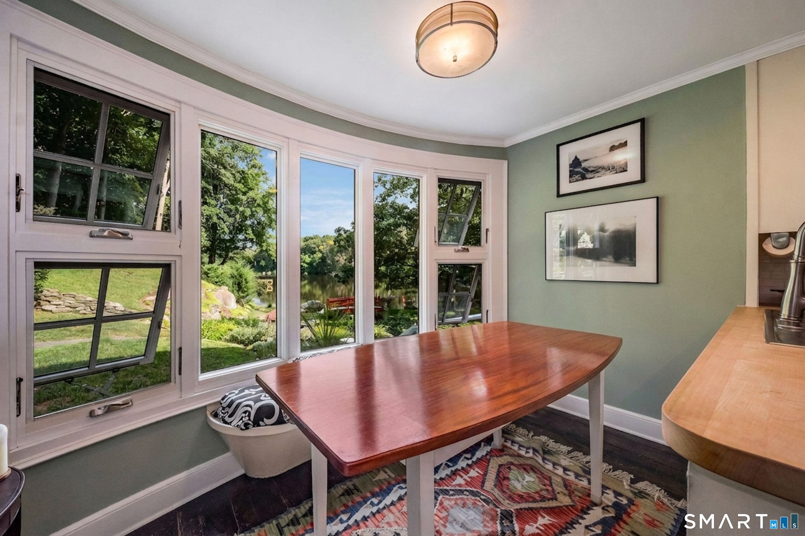 21 River Road Essex CT 06426