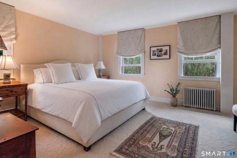 21 River Road Essex CT 06426
