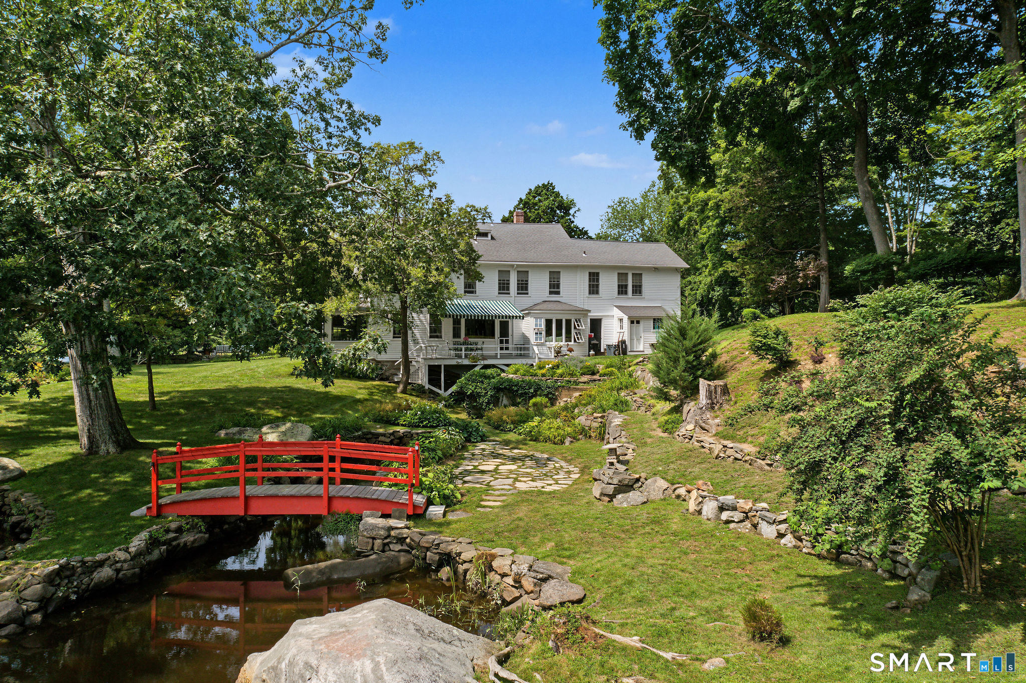 21 River Road Essex CT 06426