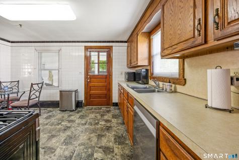 34 Rutland Street Waterbury CT 06708