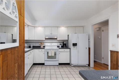 9 Firelight Drive Danbury CT 06810