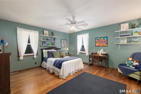 9 Firelight Drive Danbury CT 06810