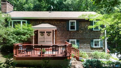 9 Firelight Drive Danbury CT 06810