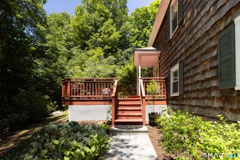 9 Firelight Drive Danbury CT 06810