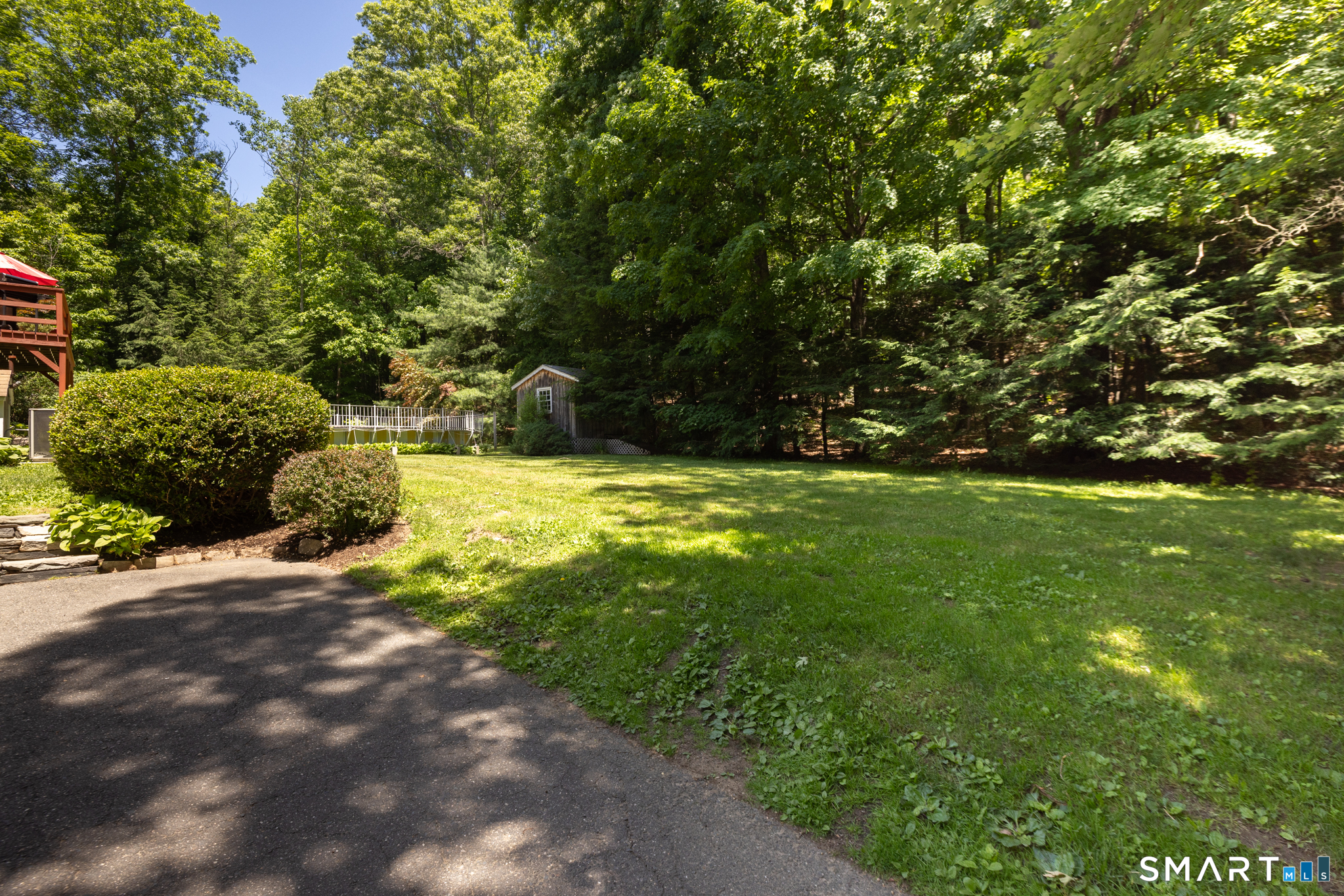 9 Firelight Drive Danbury CT 06810