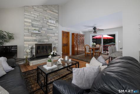 9 Firelight Drive Danbury CT 06810