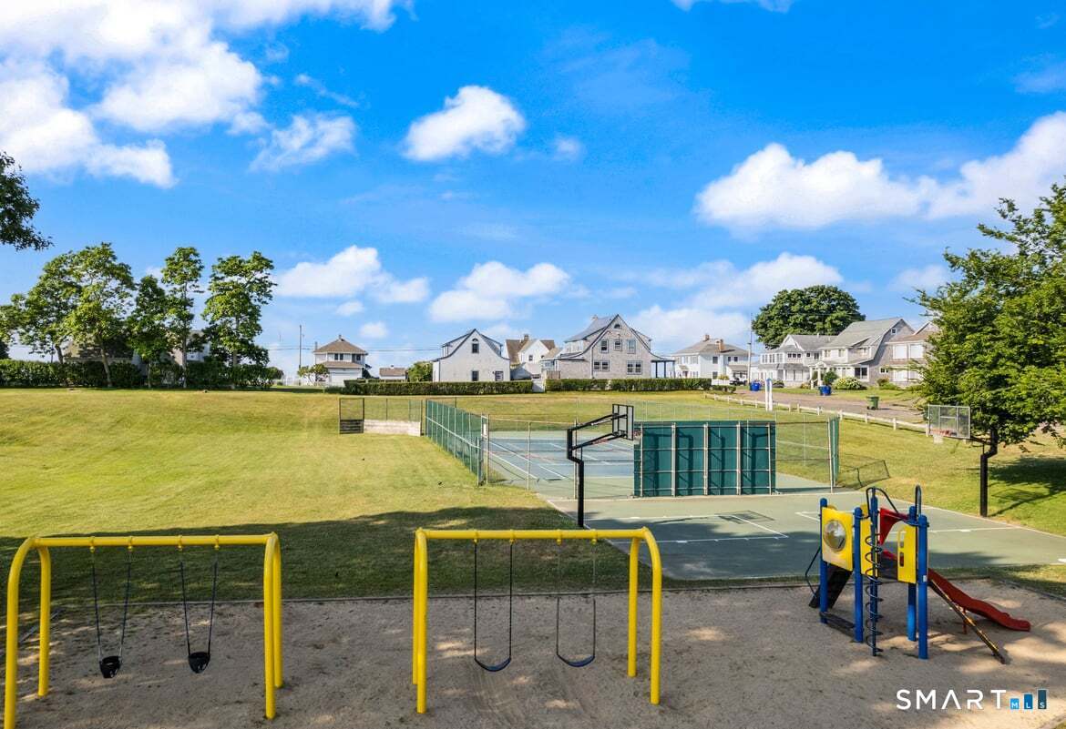 21 Fenbrook Road Old Saybrook CT 06475