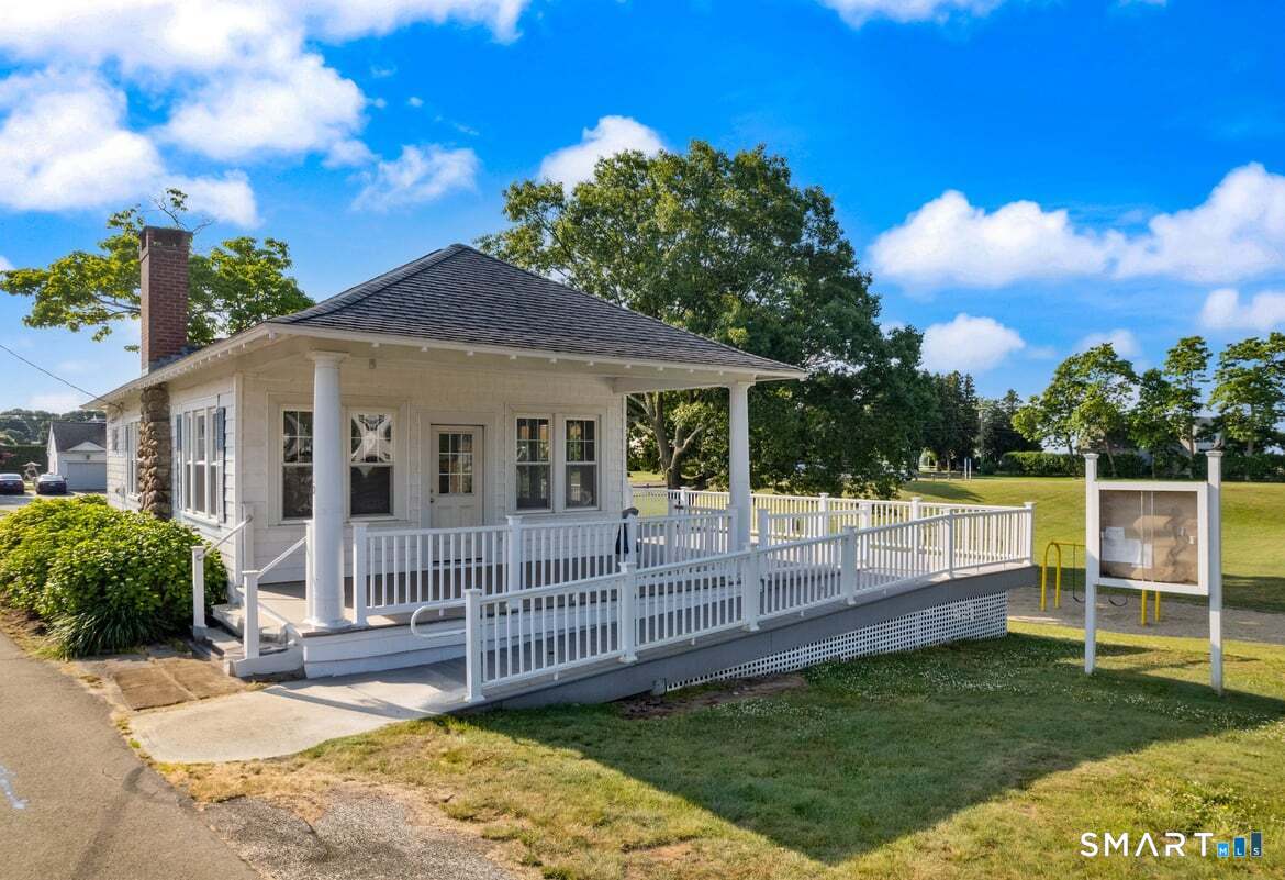 21 Fenbrook Road Old Saybrook CT 06475