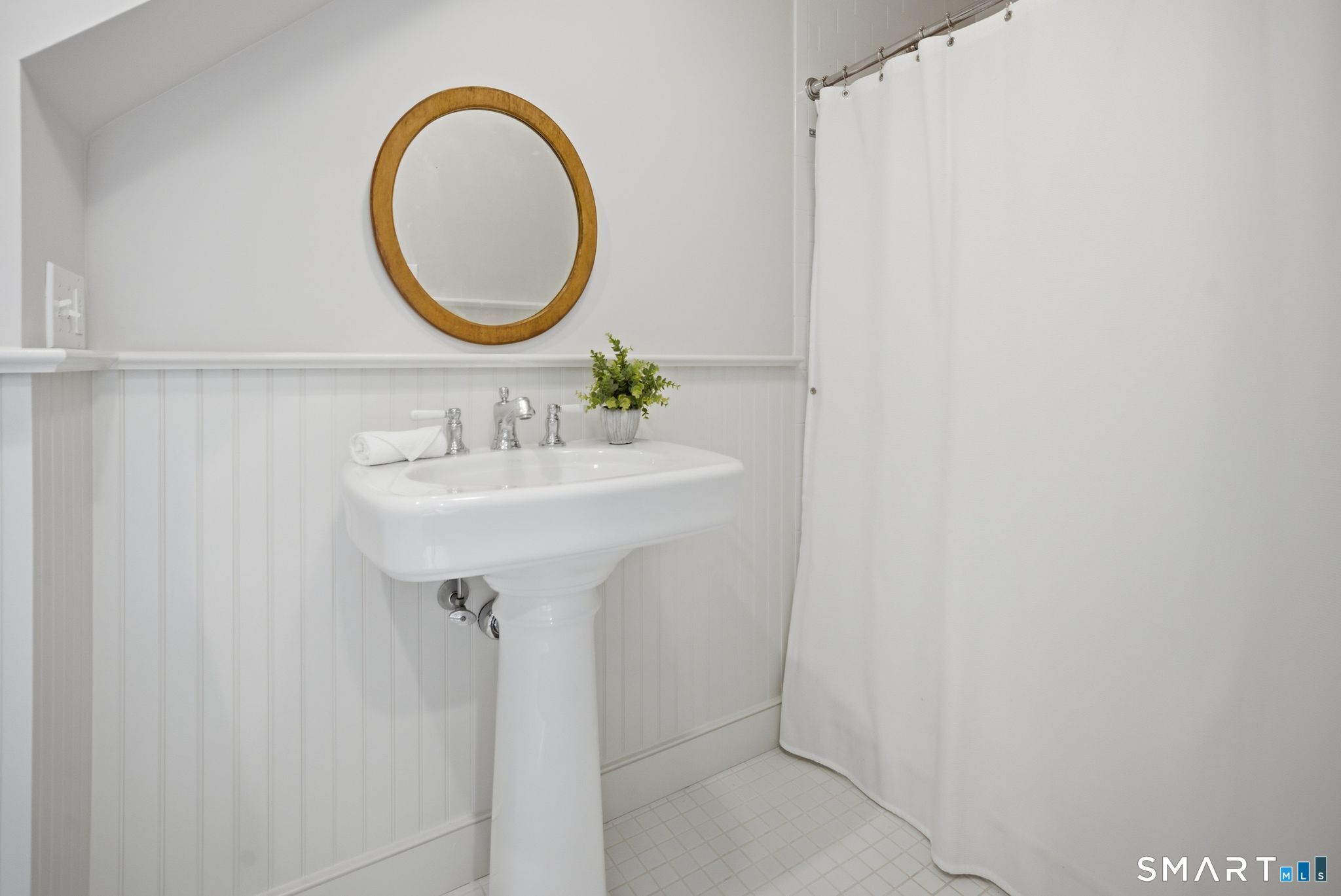 3808 Redding Road Fairfield CT 06824