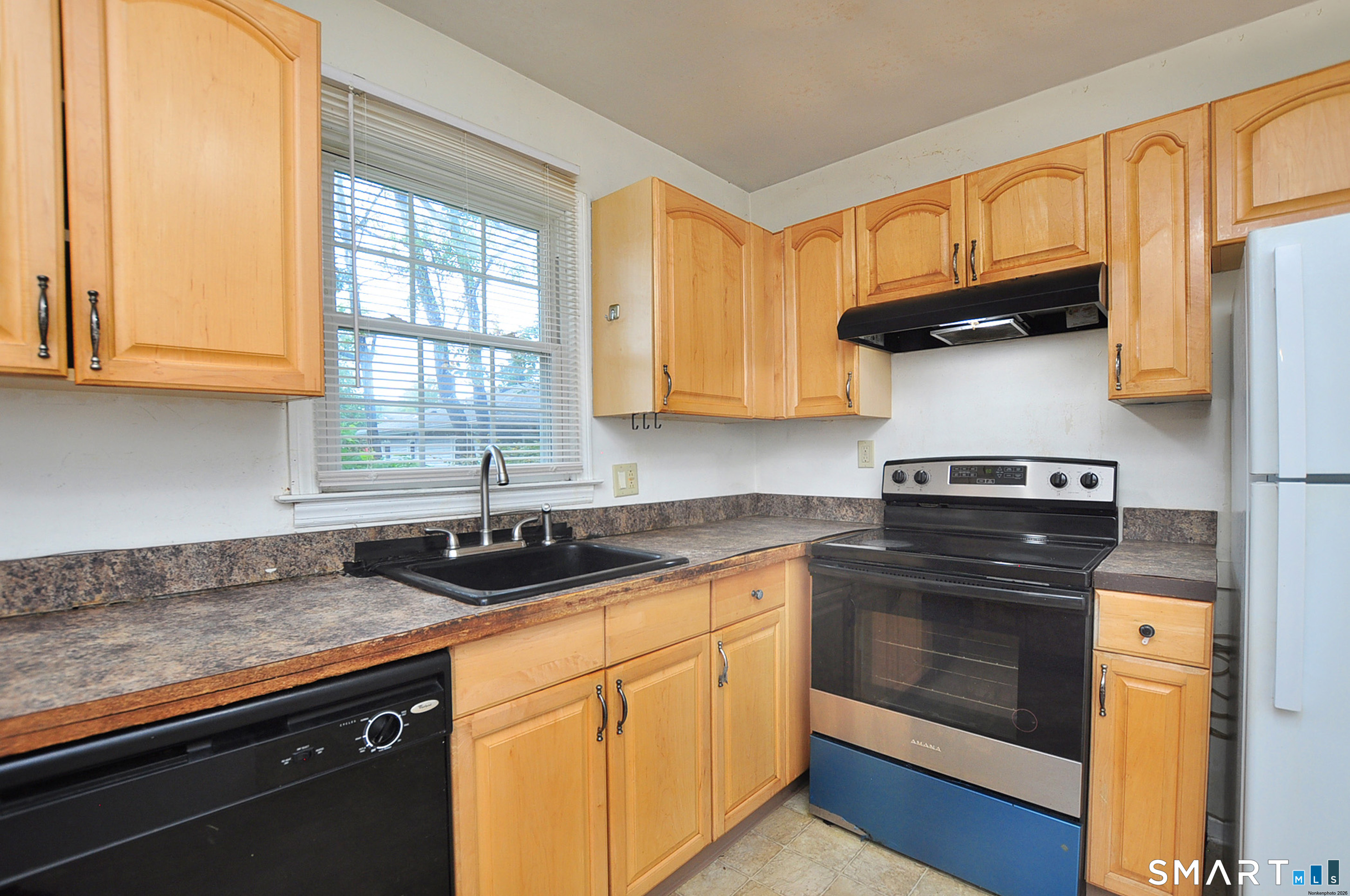 21 Emma Street West Haven CT 06516