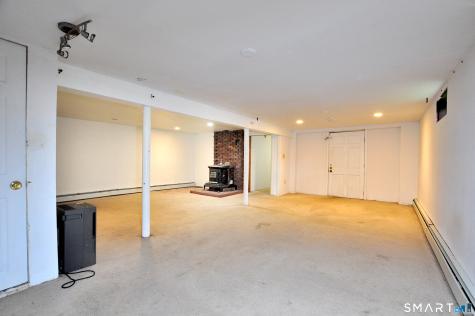 21 Emma Street West Haven CT 06516