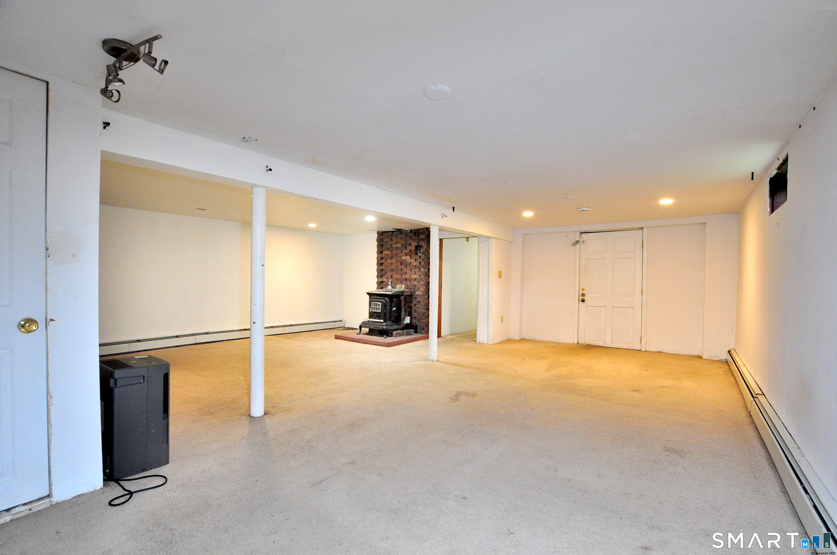 21 Emma Street West Haven CT 06516