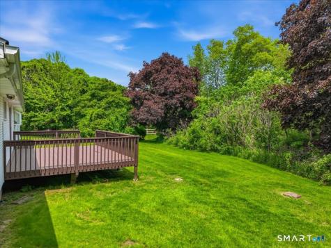 35 Dorchester Lane Branford CT 06405