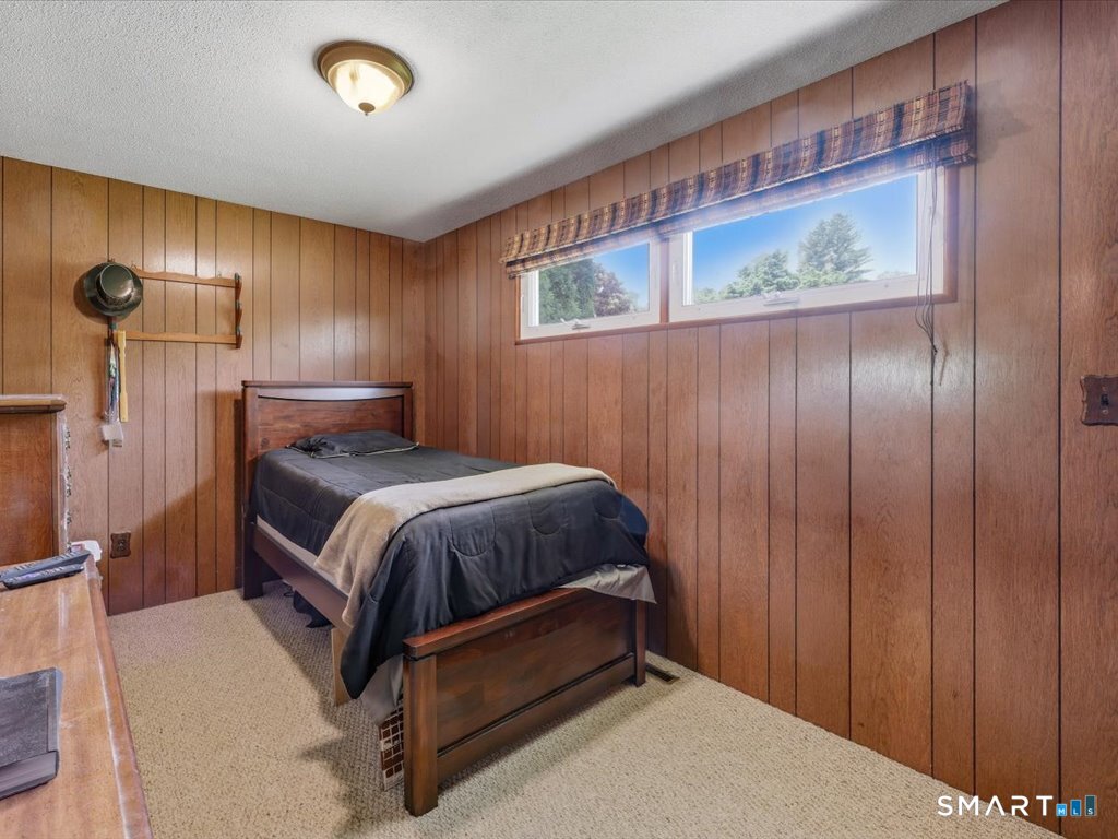 35 Dorchester Lane Branford CT 06405