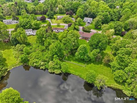 35 Dorchester Lane Branford CT 06405