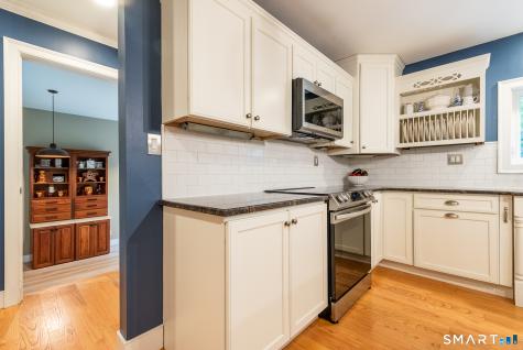 15 Hickory Hill Drive Chester CT 06412