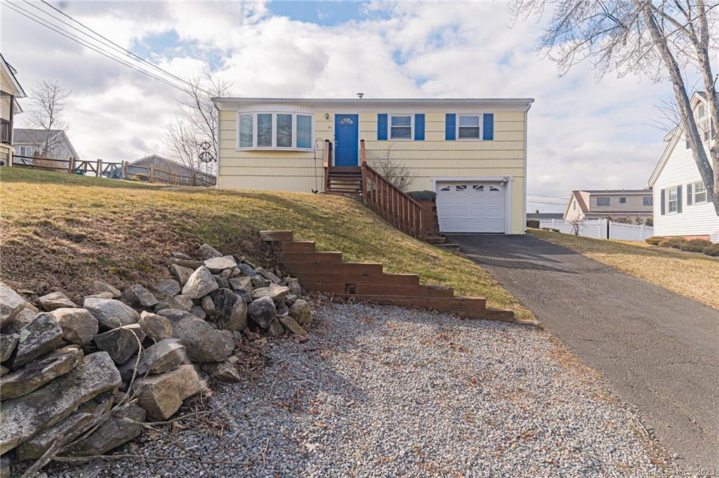 24 Berkshire Drive Brookfield CT 06804