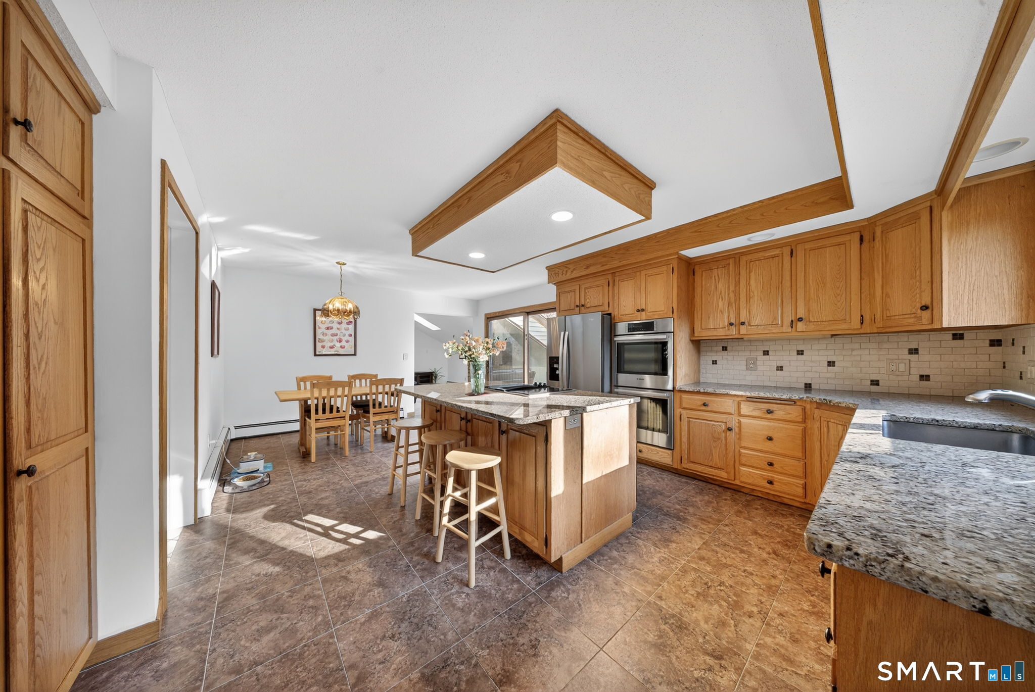 36 North Farms Road Avon CT 06001