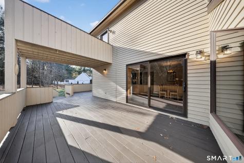 36 North Farms Road Avon CT 06001