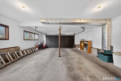 36 North Farms Road Avon CT 06001