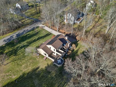 36 North Farms Road Avon CT 06001