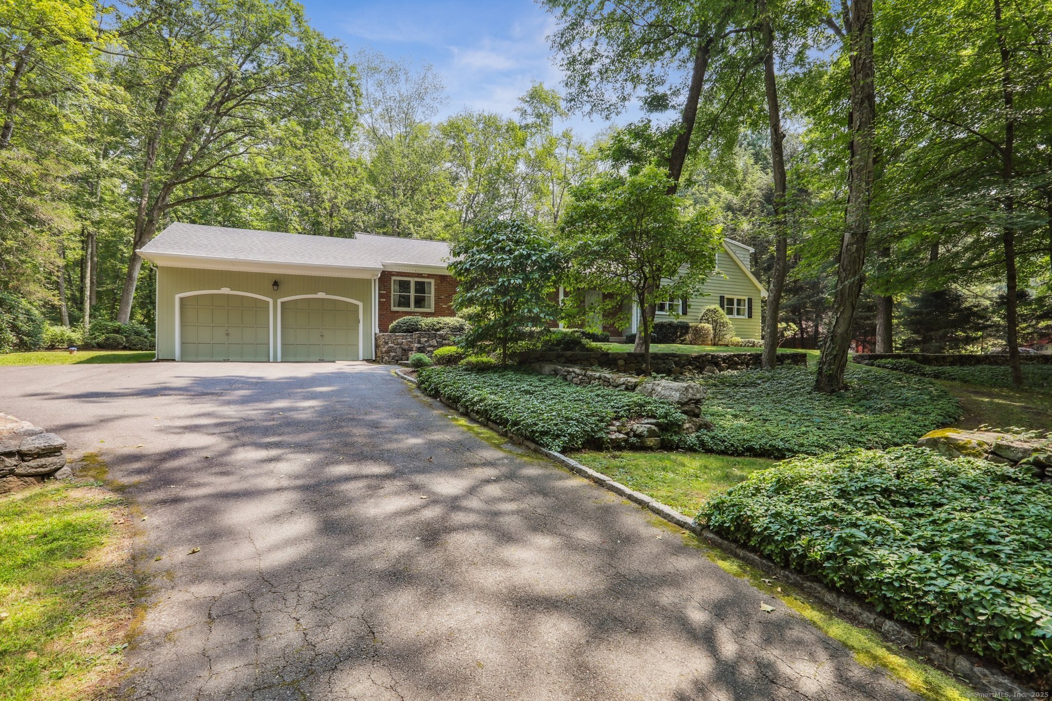 20 Winding Brook Lane Redding CT 06896