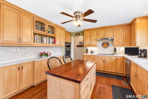 142 Lexington Drive Watertown CT 06795