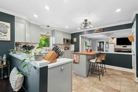 136 Knorr Road Monroe CT 06468