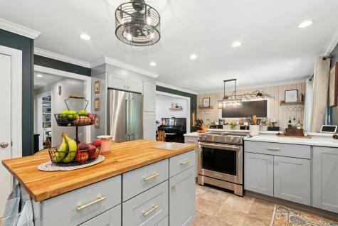 136 Knorr Road Monroe CT 06468