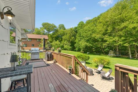 136 Knorr Road Monroe CT 06468