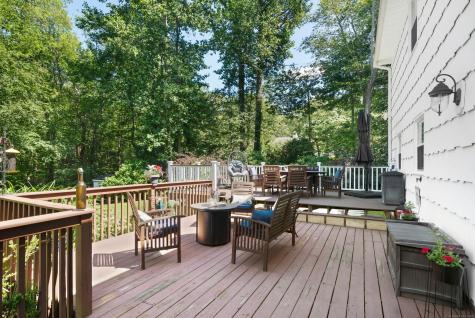 136 Knorr Road Monroe CT 06468