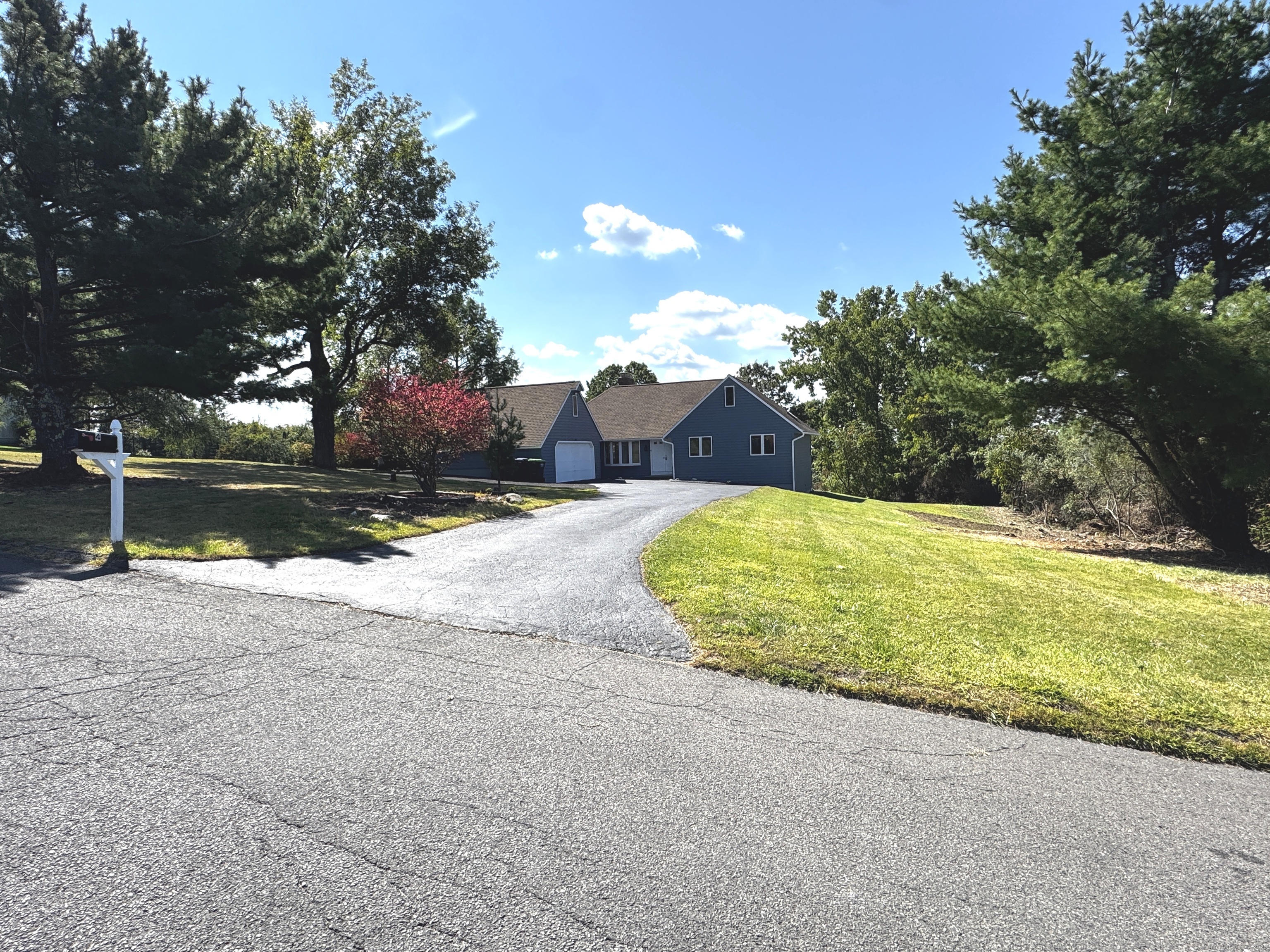 4 Bayview Circle Watertown CT 06795