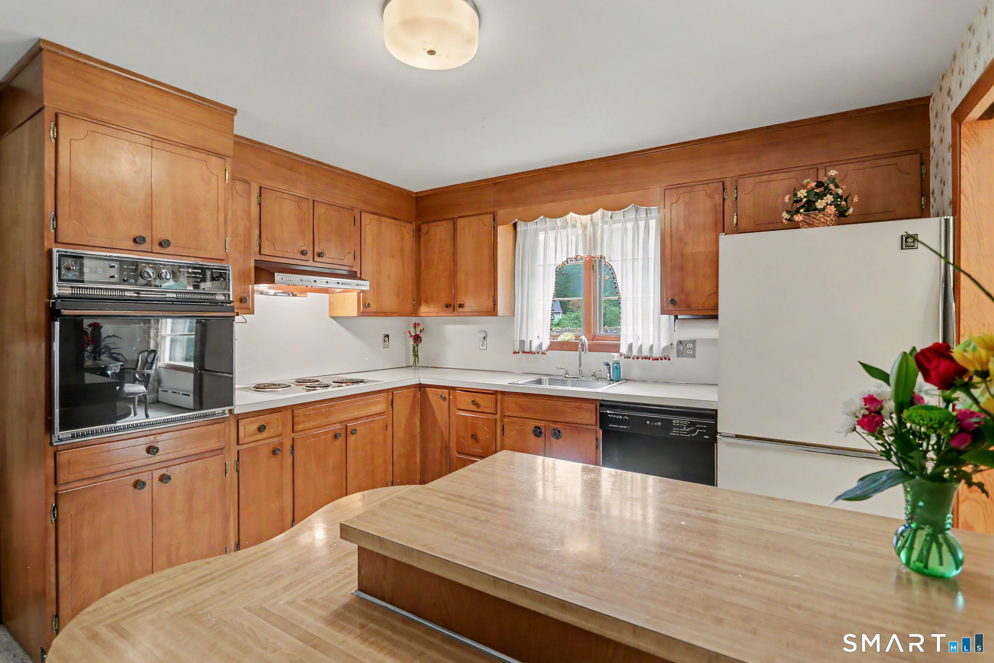 116 Campbell Road Trumbull CT 06611