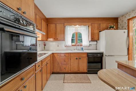 116 Campbell Road Trumbull CT 06611